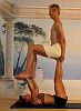 Foto Partner Yoga Bogusia & Lutz Viparita tchatushpad + Utkatasana 
