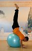 Variacion Pavo real asana by Manuel Photo Yoga pupil 